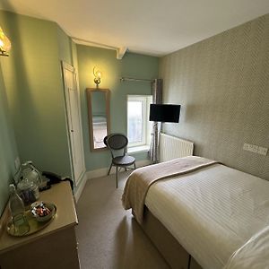 Large Single Room